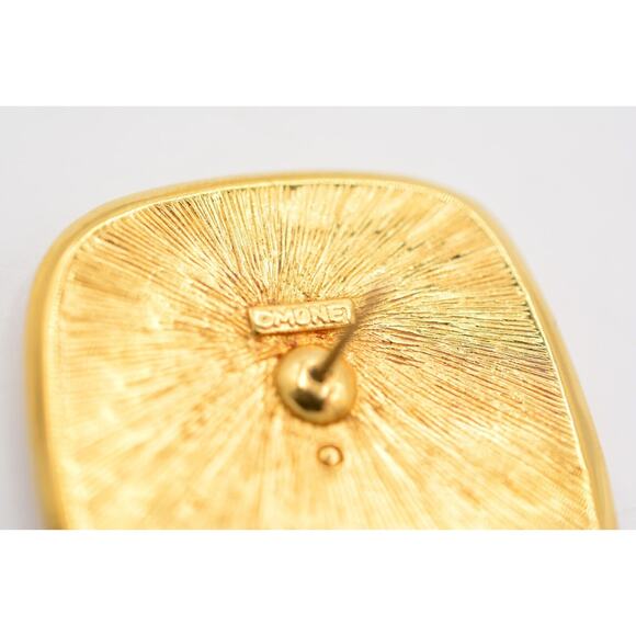 Monet Vintage Earrings Red Off White Cream Enamel Gold Chunky Tone 1970s BinAO - Picture 11 of 12